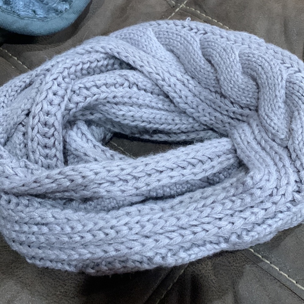 Neosan infinity loop scarf - Picture 5 of 8